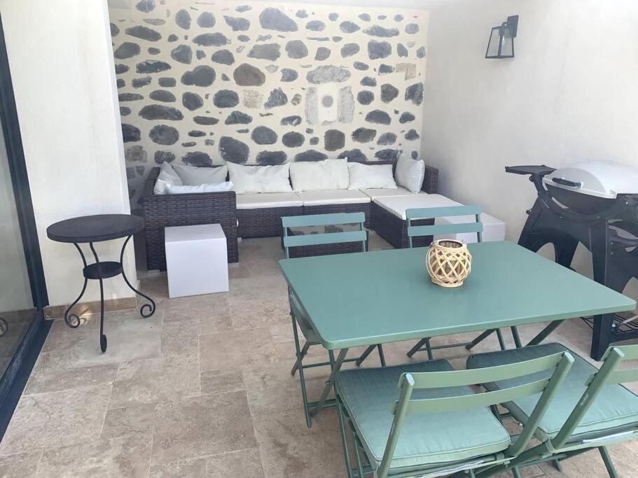 Appartement Bas De Maison Lavilledieu  Buitenkant foto