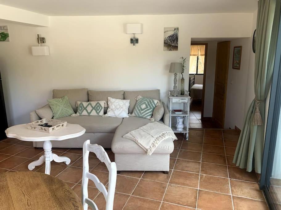 Appartement Bas De Maison Lavilledieu  Buitenkant foto