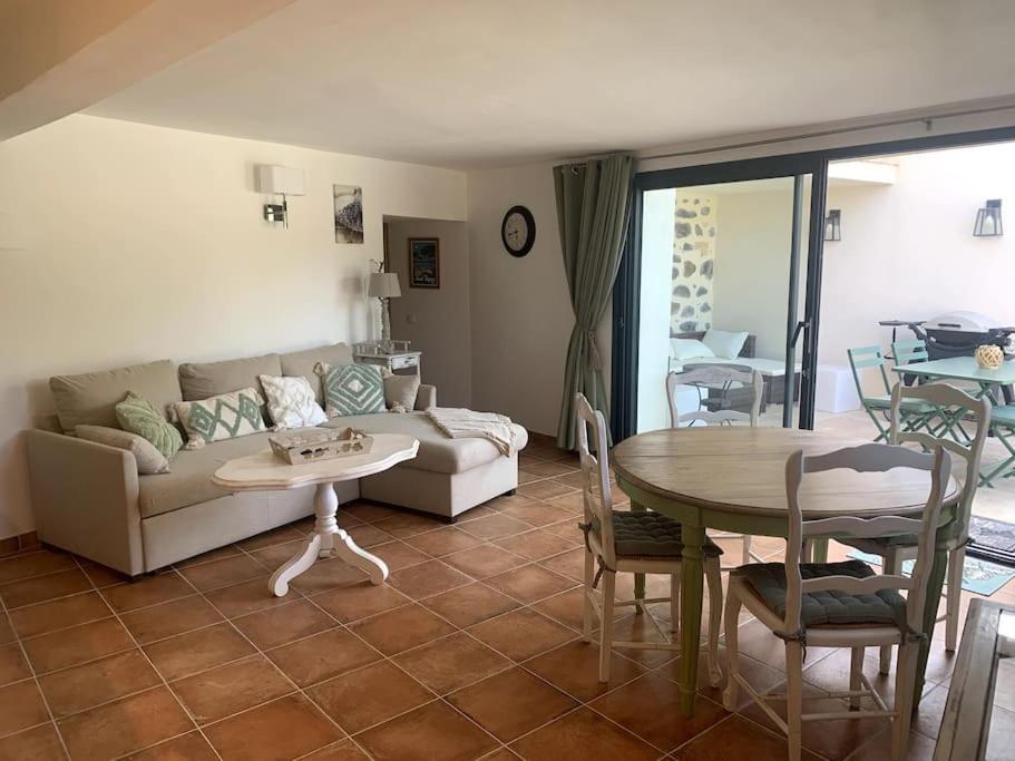Appartement Bas De Maison Lavilledieu  Buitenkant foto