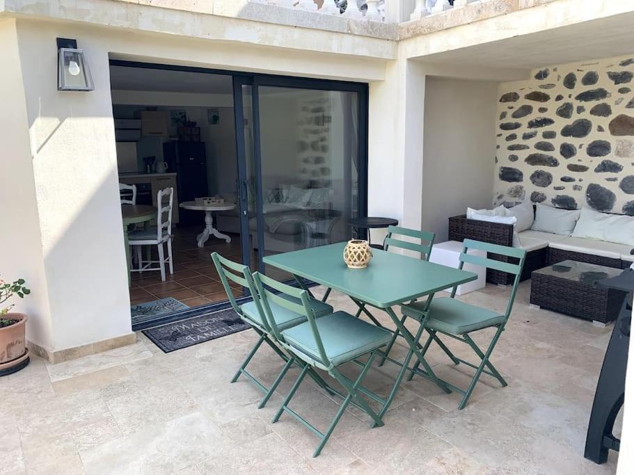 Appartement Bas De Maison Lavilledieu  Buitenkant foto